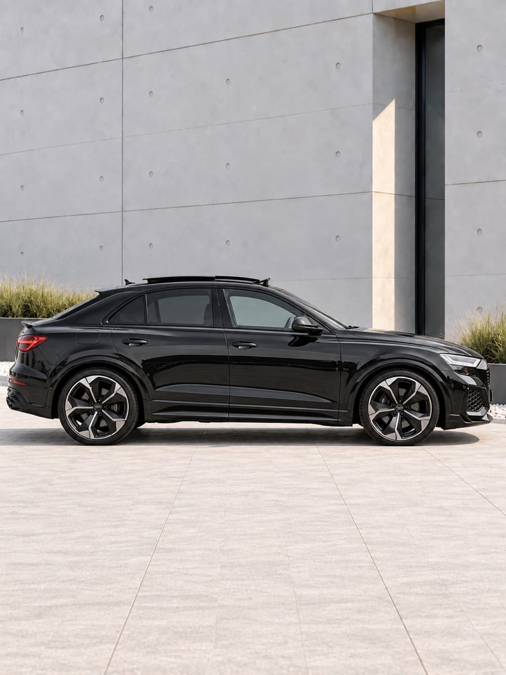 Audi RS Q8 Zwart — 2