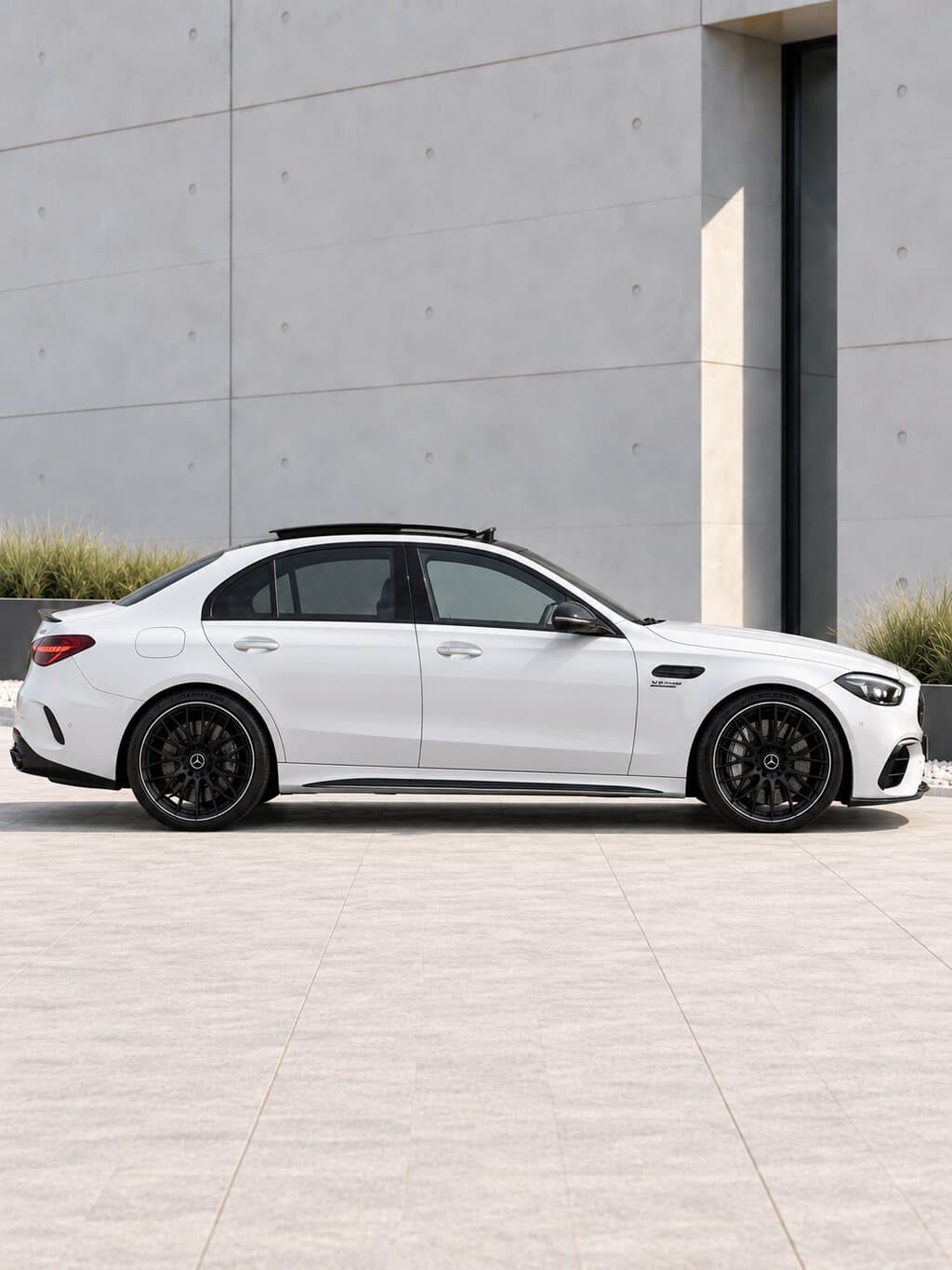 Mercedes-AMG C 63 S E Performance — 2